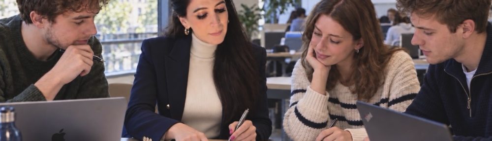 Nadia Alexander-Khan Market research team working.